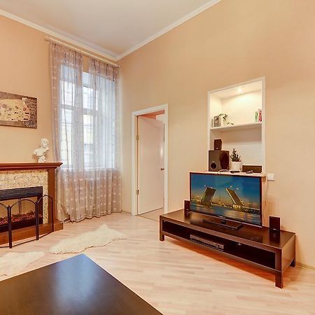 Apartment Kanal Griboedova 22 Санкт Петербург Екстериор снимка